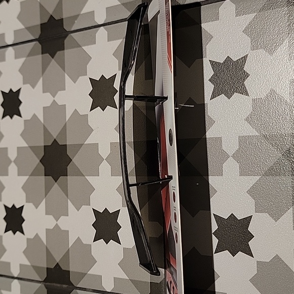 Car Spoiler Wing Mini - Picture 3 of 3